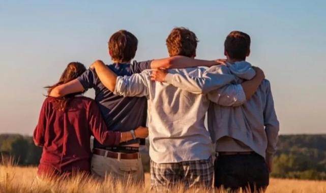 Günümüzde arkadaşlıklar çıkar üzerinden kuruluyor