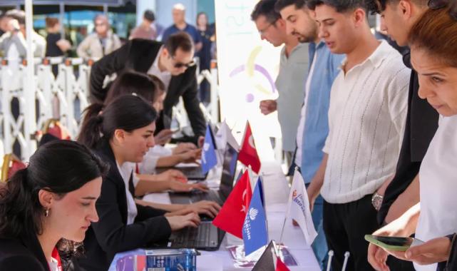 İstanbul’da İBB Bölgesel İstihdam Ofisi’nden kariyer fuarları