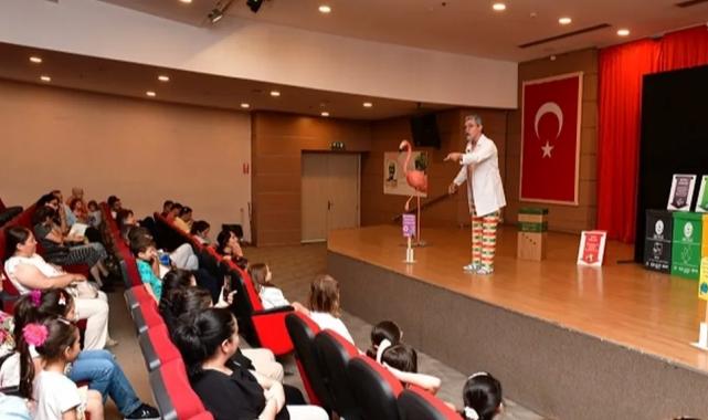 İzmir Çiğli’de çocuklara geri dönüşüm bilinci oyunla aşılandı