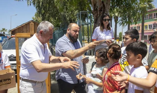 İzmir Güzelbahçe Belediyesi’nin karne hediyesine ‘Milli Eğitim’ engeli