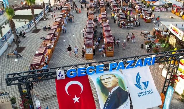İzmir Güzelbahçe Gece Pazarı yenilenen yüzüyle açıldı