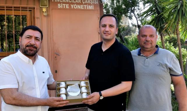 İzmir’de Fincancılar Çarşısı’nda dayanışma mesajı