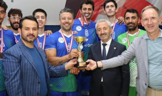 İzmit’in ‘en baba’ları bu turnuvada belli oldu