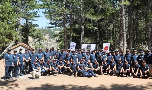 Kahraman gaziler Konya Büyükşehir’in kampında buluştu