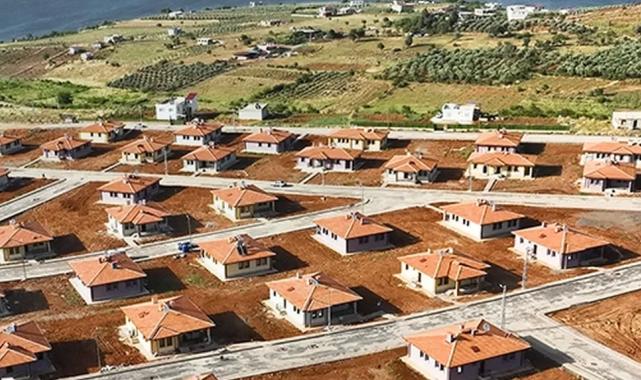 Kahramanmaraş’ta 110 köy evi tamamlandı… Göl manzaraları köy evleri tamamlandı