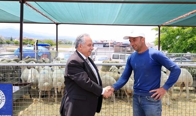 Kayseri Talas Belediyesi’nden kurban pazarına ziyaret