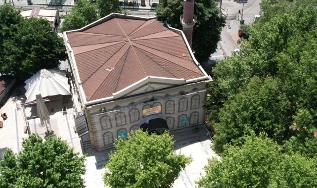 Kocaeli Büyükşehir, Fevziye Camii’nin dış cephesini yeniledi