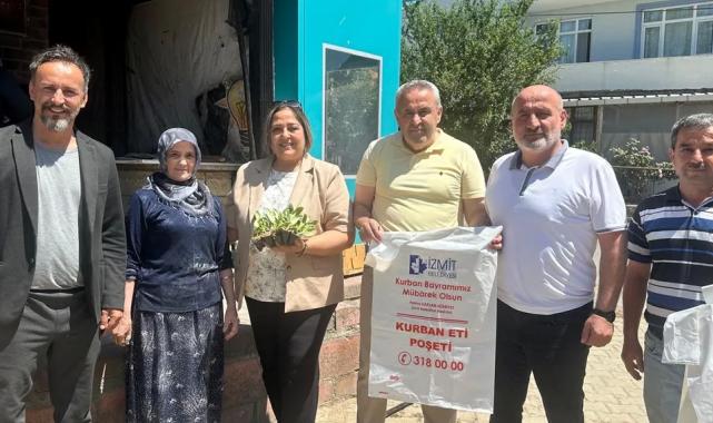 Kocaeli İzmit Belediyesi’nden kırsala kurban poşeti desteği