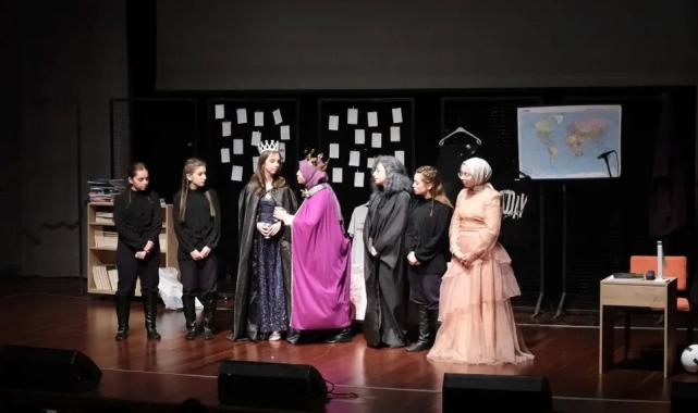 LİMA öğrencileri sahneyle buluştu!