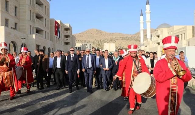 Mardin’de ‘Yeşilli Uluslararası Kültür Sanat ve Kiraz Festivali’ başladı