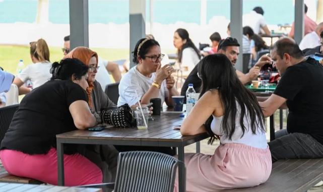 Mersin Büyükşehir’in kafeleri bayramda yoğun ilgi gördü