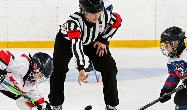 Minik hokeycilerden büyük başarı