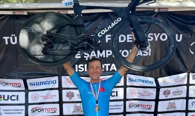 Mudanya’nın bisiklet sporcusu zirveye pedal çevirdi