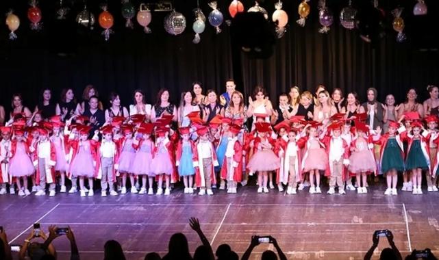 Nar Çiçekleri’nde mezuniyet sevinci