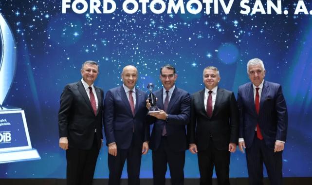 Otomotivde ihracatın şampiyonları ödüllerini aldı 