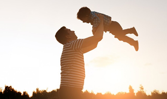 Sağlıklı baba-çocuk bağı, çocuğun benliğini etkiliyor
