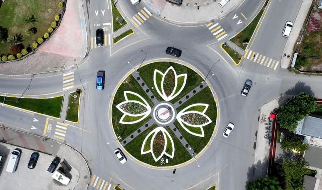 Sakarya Köprübaşı Kavşağı’na estetik yüz