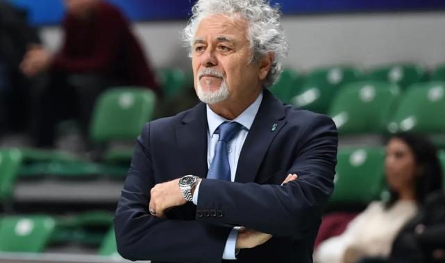 Tofaş’ta Başantrenör Cem Akdağ ile yol ayrılığı