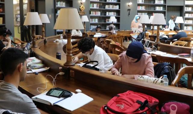 Türkiye’de kütüphane sayısı 44 bini aştı… Okuma kültürü güçleniyor