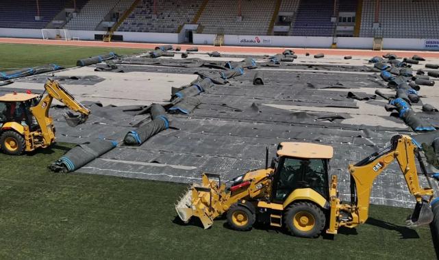 Alaettin Kurt Stadyumu’nda doğal çim dönemi başlıyor