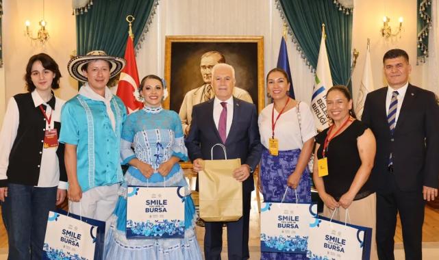 Altın Karagöz ekiplerinden Başkan Bozbey’e ziyaret