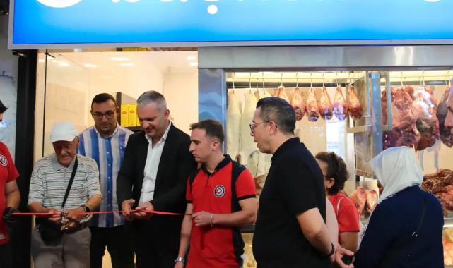 Başkent Market’in 8. şubesi Ulus Hali’nde hizmete açıldı