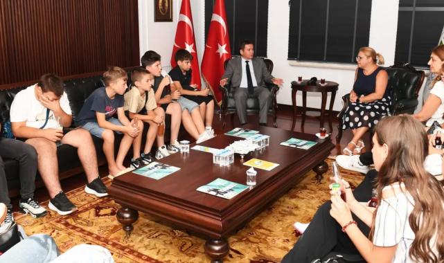 Bosnalı öğrencilerden Erkan Aydın’a ziyaret