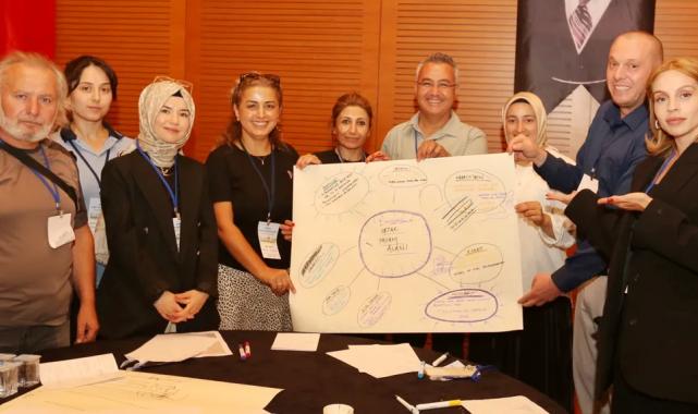 Bursa Büyükşehir’den ‘kent mobilyaları’ tasarım çalıştayı