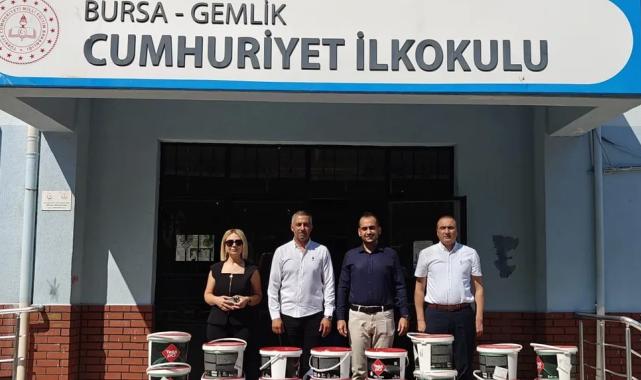 Bursa Gemlik’te eğitime renkli destek