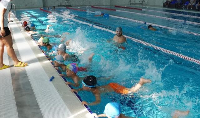 Bursa İznik’te yüzme bilmeyen kalmayacak