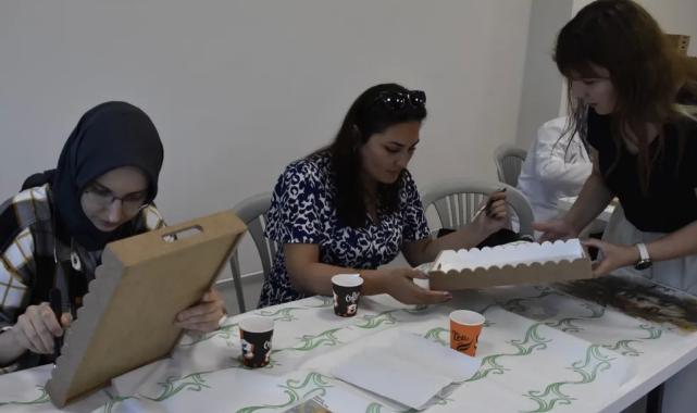 Bursa Karacabey’de ‘ahşap boyama’ ilgisi