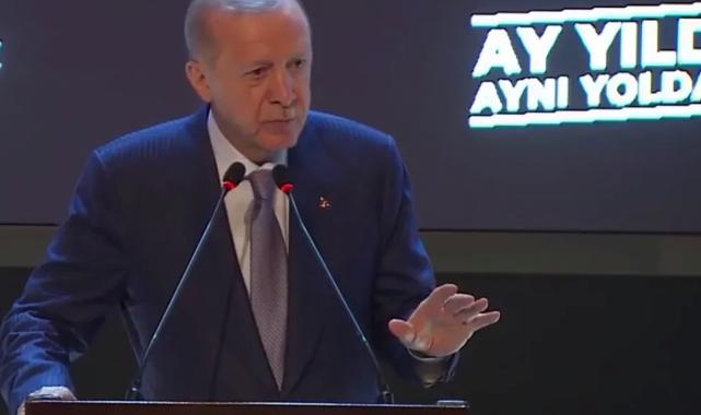 Cumhurbaşkanı Erdoğan: Ay yıldız aynı yoldayız