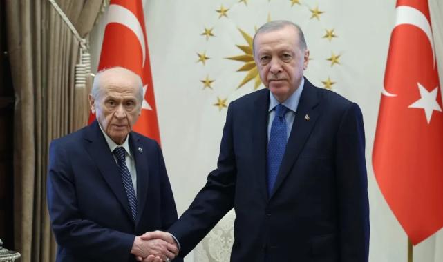 Cumhurbaşkanı Erdoğan, Bahçeli’yi Külliye’de kabul etti
