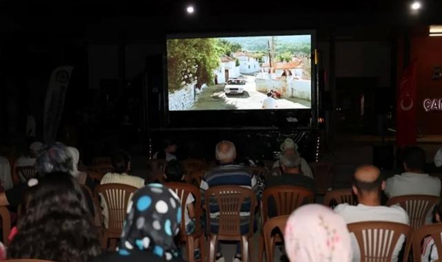 Denizli Çameli’de sinema ve türkü dolu yaz akşamı