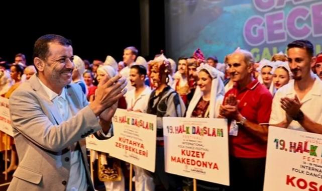 Denizli’de Halk Dansları Festivali barışın ve kardeşliğin sembolü oldu