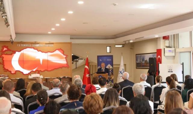 DEÜ’de 15 demokrasi ve milli birlik mesajı verildi