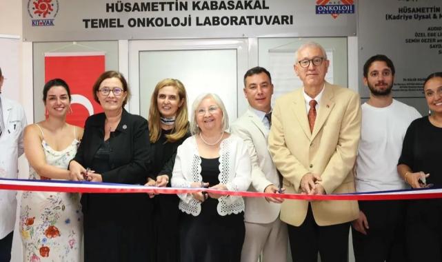 DEÜ’de yenilenen Onkoloji laboratuvarı hizmete açıldı