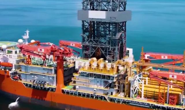 Enerji filomuza iki yeni nesil sondaj gemisi eklendi