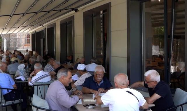 Hizmete giren emekliler lokaline kısa sürede yoğun ilgi