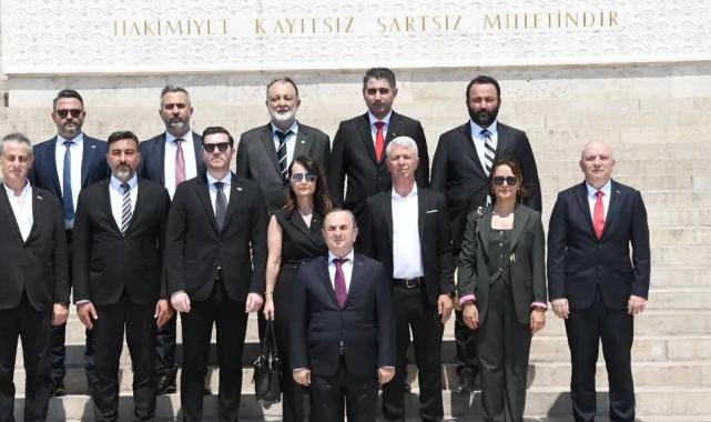 IBIA’dan Anıtkabir’e ziyaret