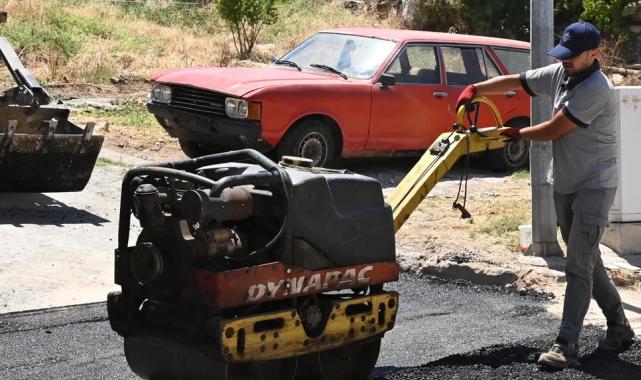 İzmir Karabağlar’da yol onarımları hız kesmiyor