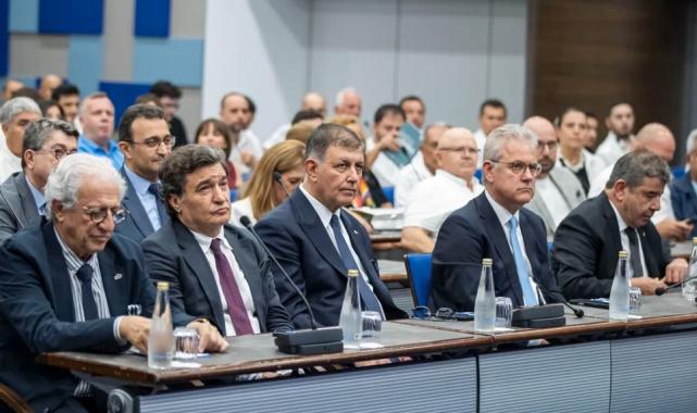 İzmir’de mobilya buluşması