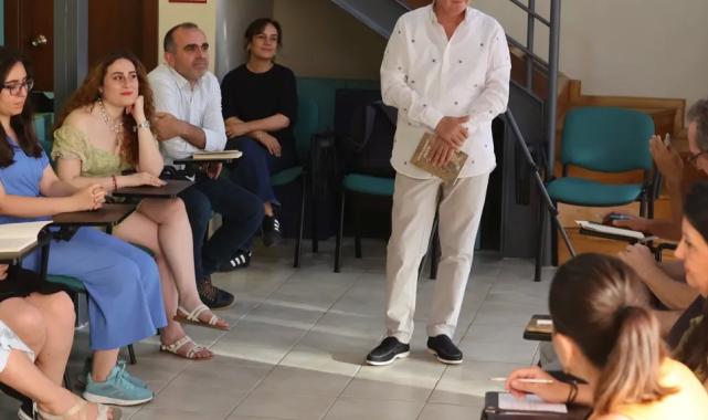 İzmir’in yazarlık atölyesi ilk meyvesini verdi