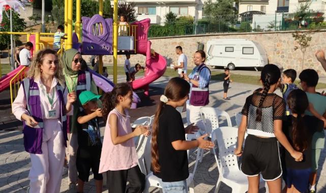 İzmit Tüysüzler’de çocuklar eğlenceye doydu