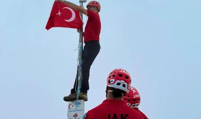 Jandarma 186. yılını Uludağ’ın zirvesinde taçlandırdı