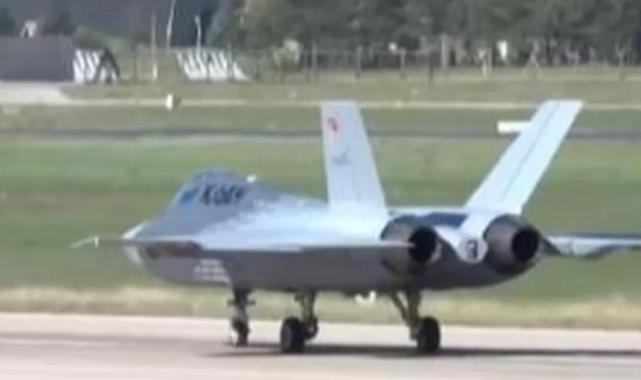 KAAN için tarihi imza