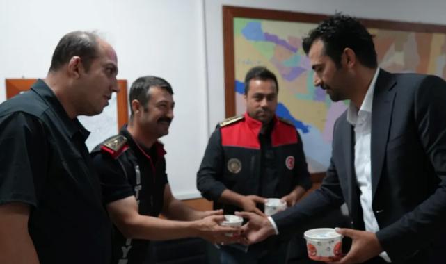 Kahramanmaraş’ta Ülkü Ocakları’ndan ‘Ateşin Kahramanlarına’ aşure ikramı