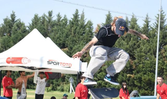 Kaykay Milli Takımı’nın tercihi Osmangazi oldu 