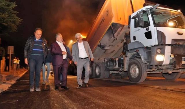 Kayseri Talas’ta gece asfalt mesaisi… Başkan Yalçın’dan gece teftişi
