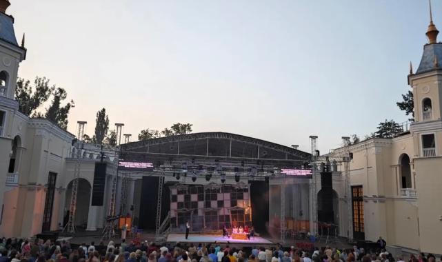 Kocaeli Şehir Tiyatroları dünya sahnesinde